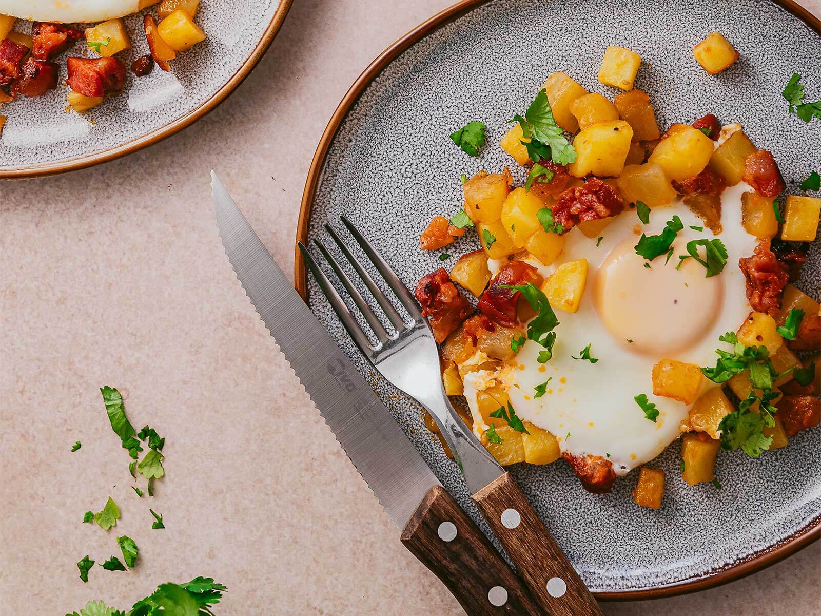 Ovos Rotos com Chouriço