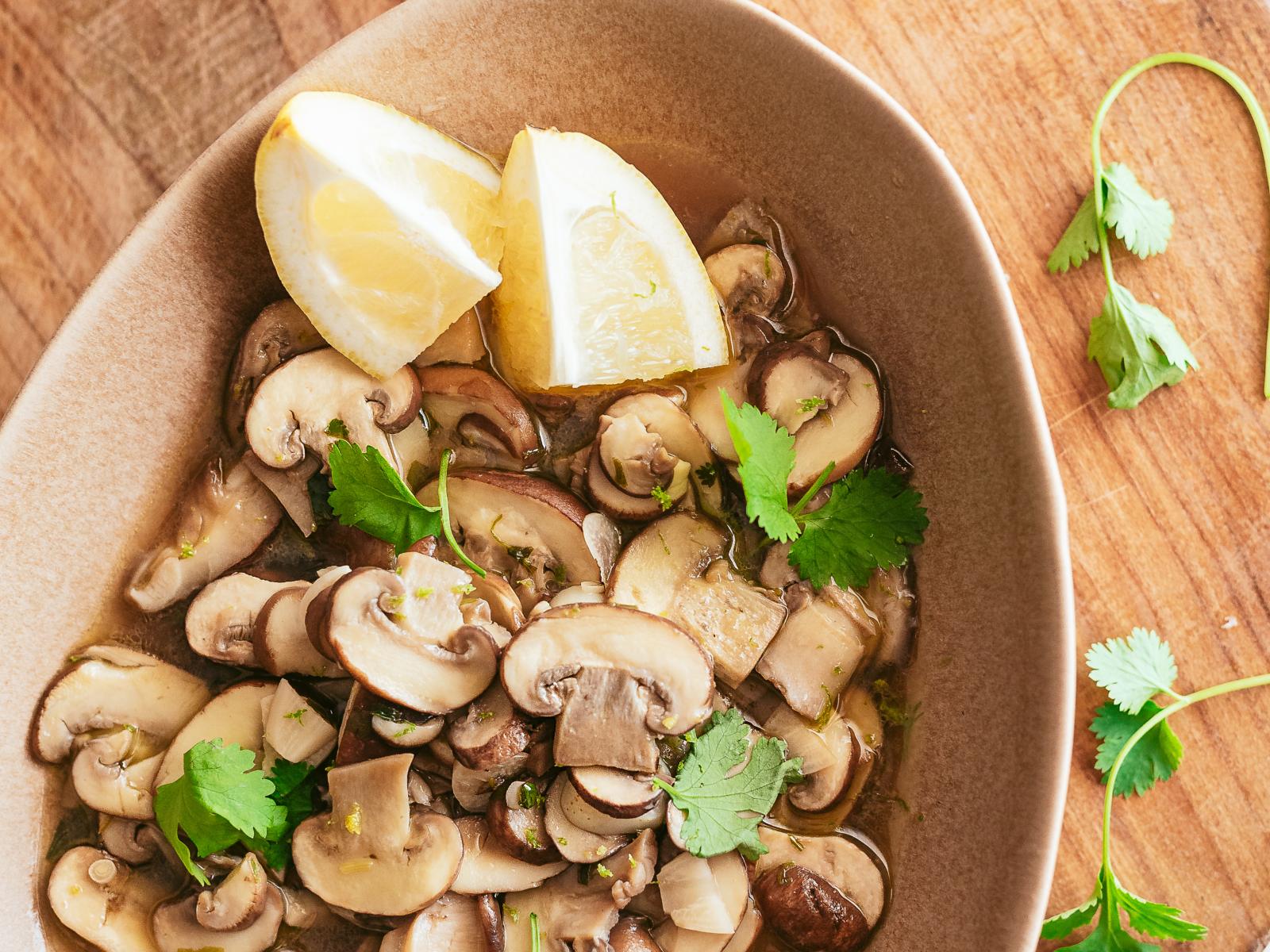 Cogumelos à Bulhão Pato