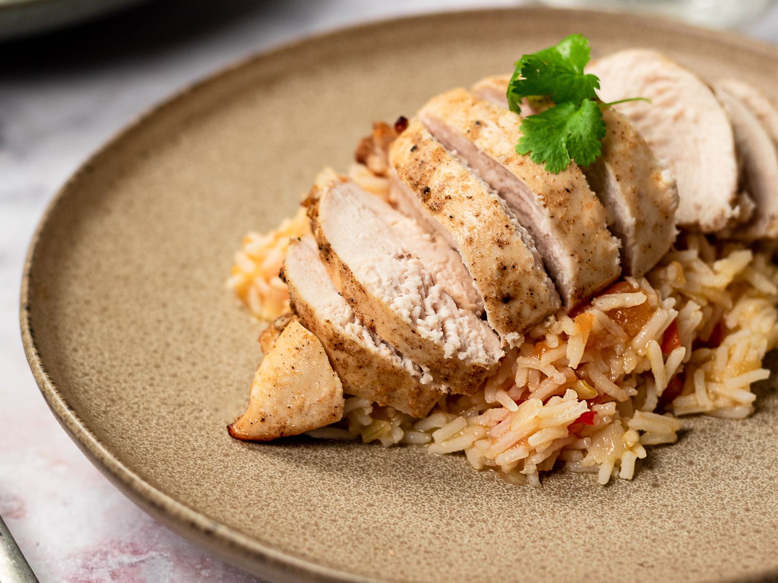 Peitos Frango Com Arroz Tomate