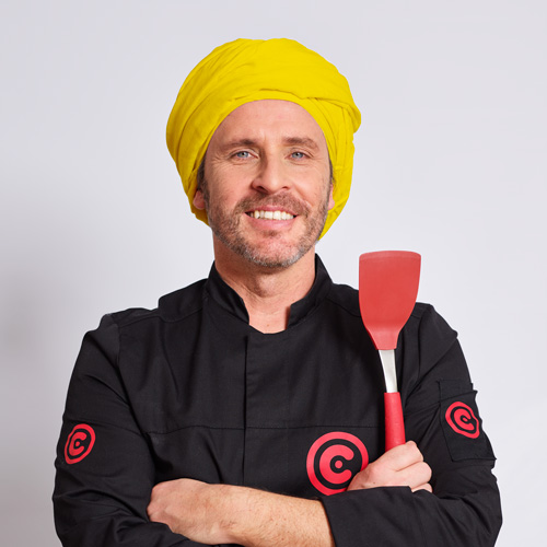 imagem do chef chakall com turbante amarelo
