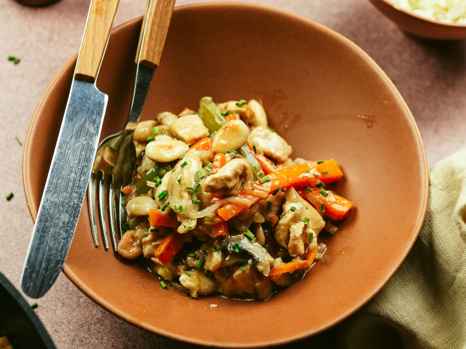 galinha com amêndoa