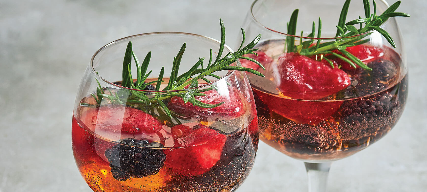 Gin de Morango e Amoras com Pimenta