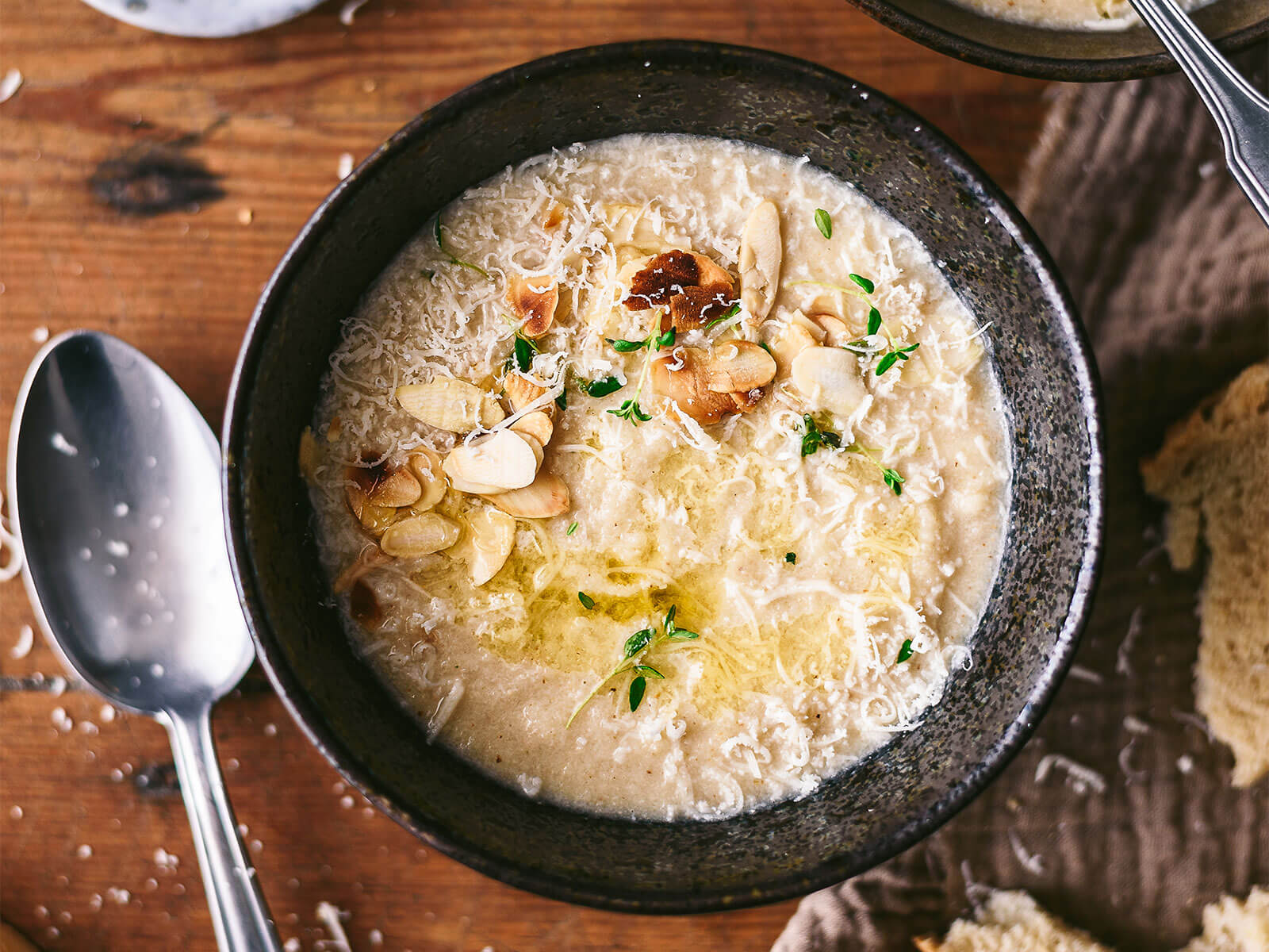 Creme de Couve Flor com Coentros