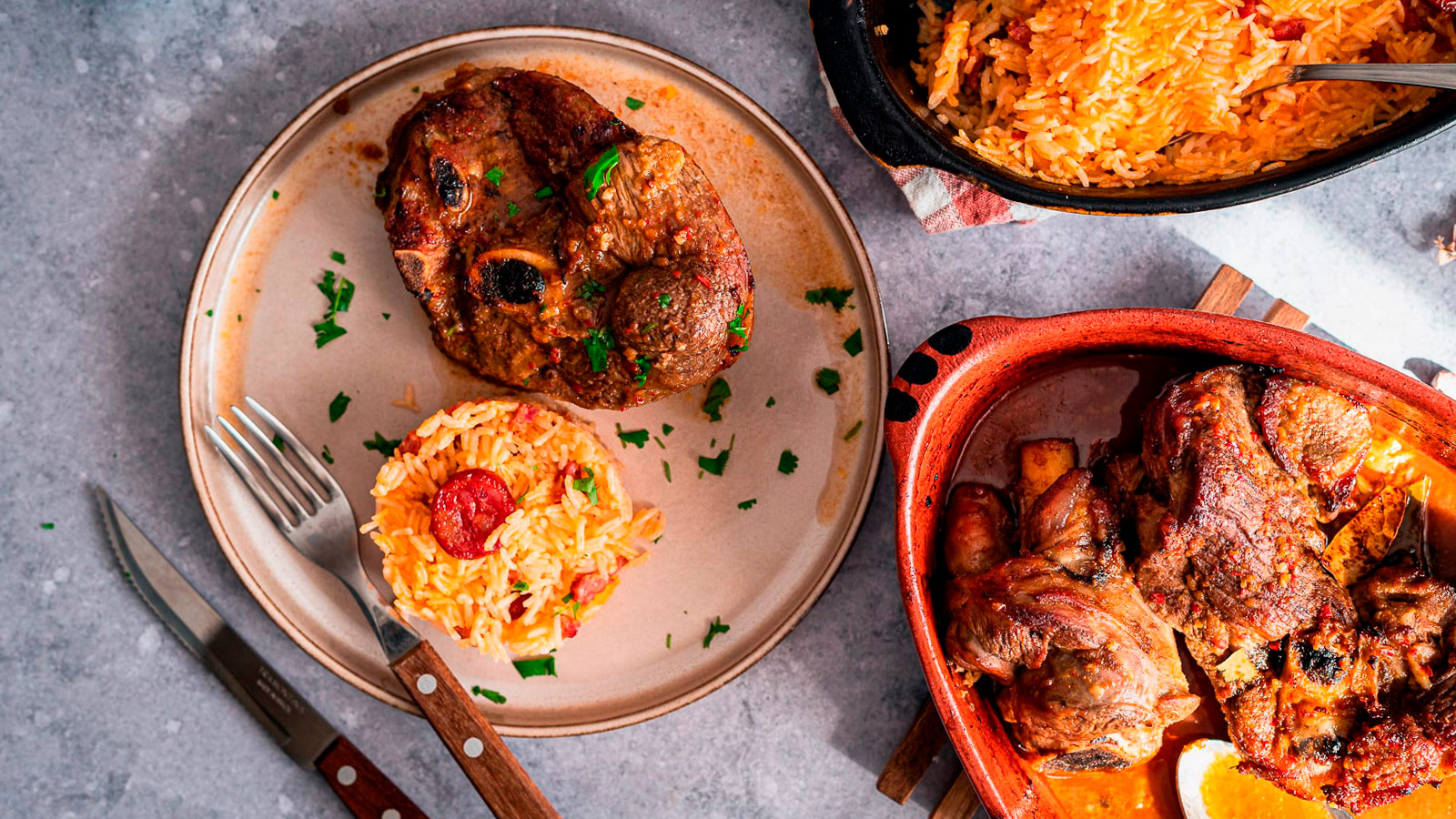 Borrego assado com arroz de forno